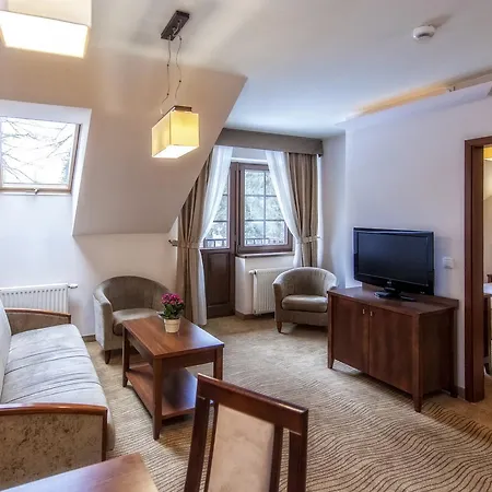 Hotel Murowanica