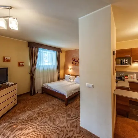 Otel Murowanica